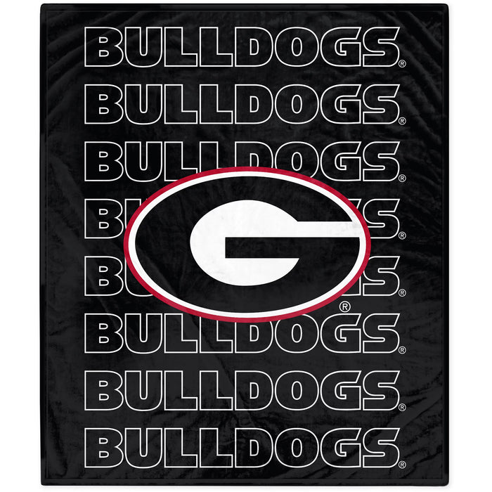 Georgia Bulldogs Oversized Plush Blanket