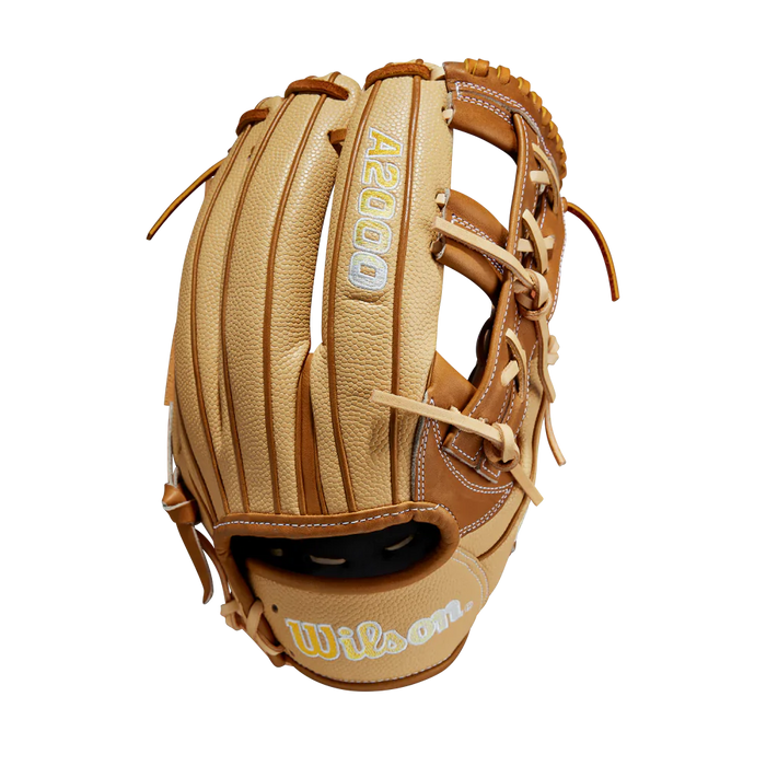 Wilson 2023 12" A2000 1912 Infielder Baseball Glove - DiscoSports